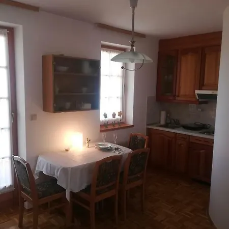 Apartma Marjetica 46 شقة مورفسكه تيبليتسه